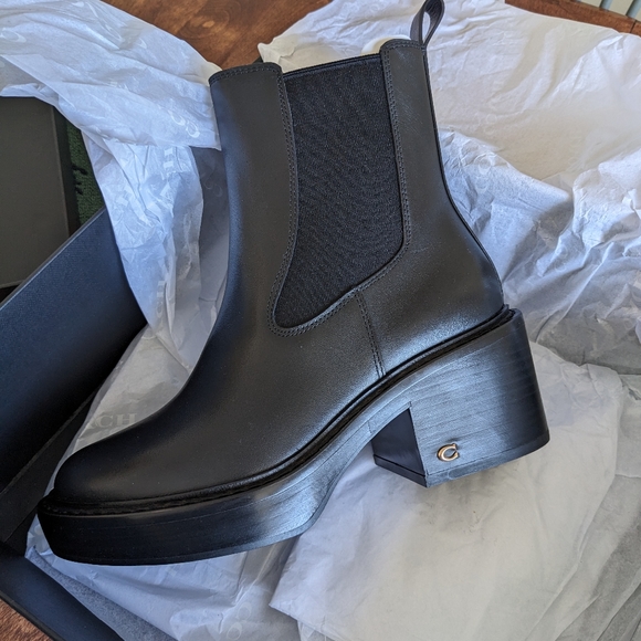 Coach winter boots - Picture 3 of 12